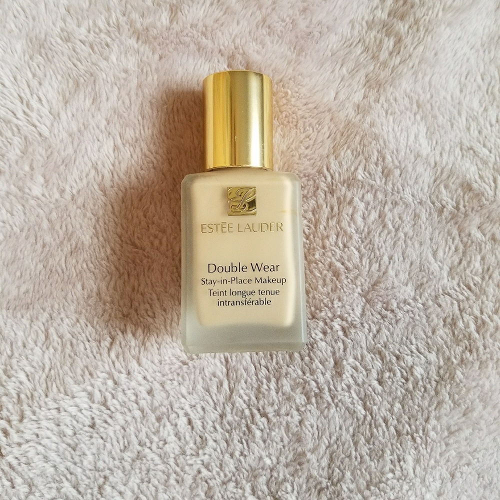 Estee Lauder Double Wear Foundation 1W2 Sand